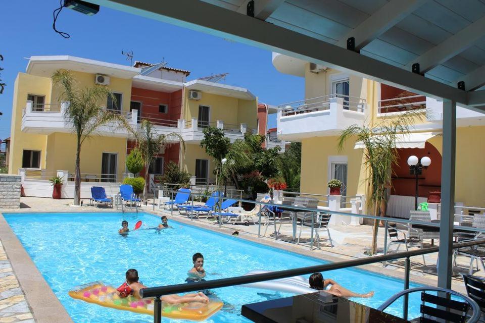 Vive Mar Hotel Preveza Bagian luar foto